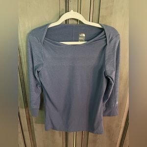 The North Face FlashDry Size S/P Blue 3/4 Cuff Sleeve